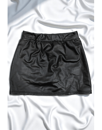 Mini Jupe Noire Sifia – Simili Cuir Mat & Glamour